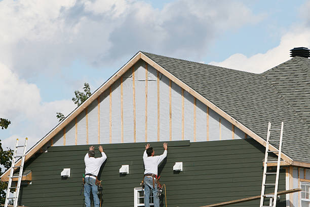 Professional Siding Installation technician working in Dayton, OH